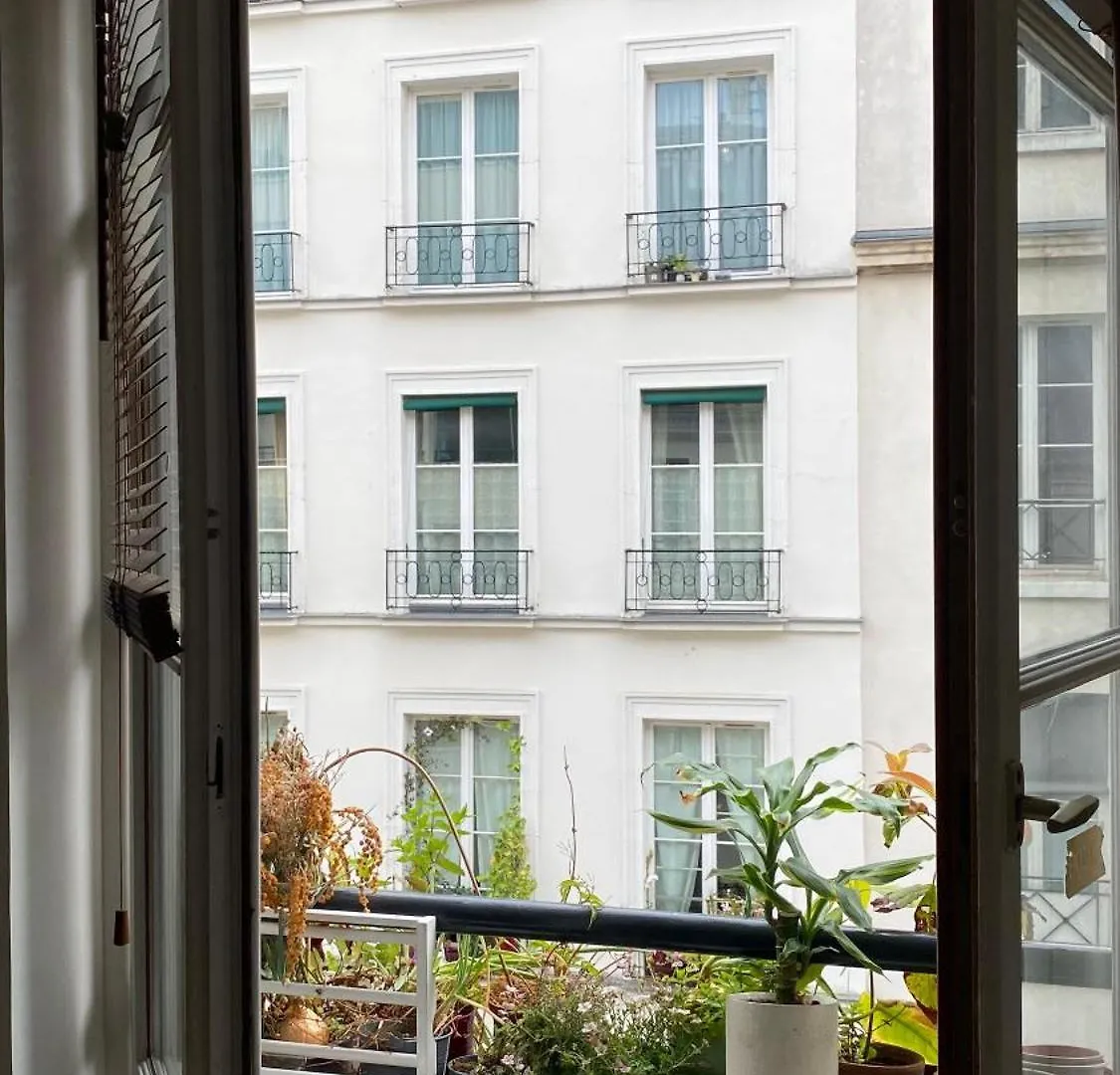 Charmant Studio Proche Pantheon - Voisin De Emily In Paris Apartment