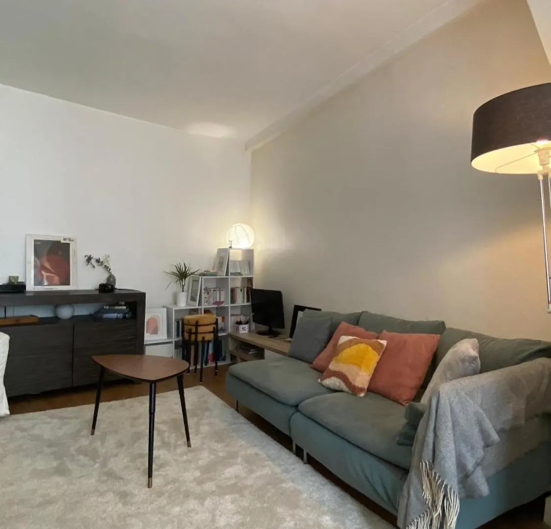 Charmant Studio Proche Pantheon - Voisin De Emily In Paris contacts